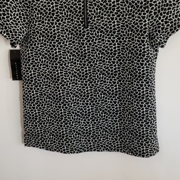 Black and White animal style print Short Sleeve T-Shirt - Picture 4 of 6